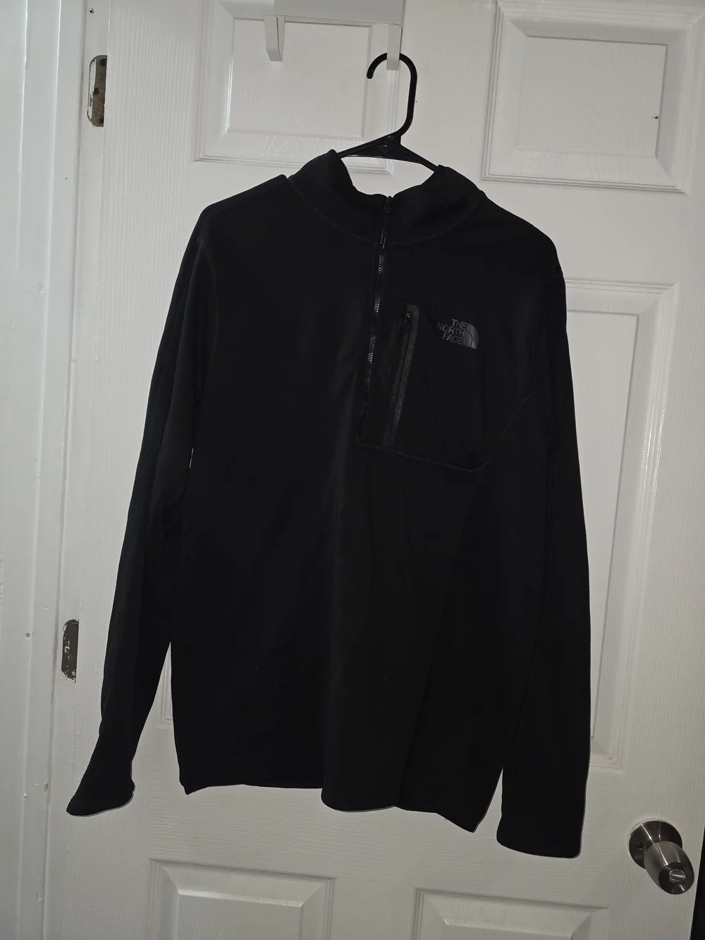 The North Face Men's Black Quarter-Zip Fleece Pullover